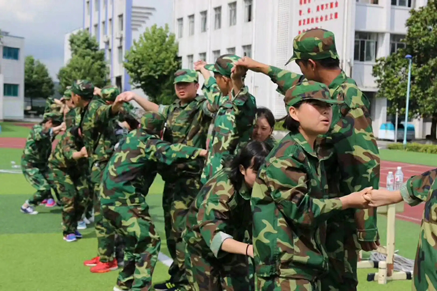 十大排名青少年叛逆戒網(wǎng)癮學(xué)校