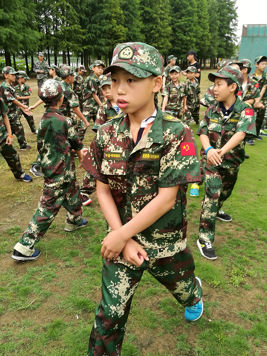 夏令营、军事训练营