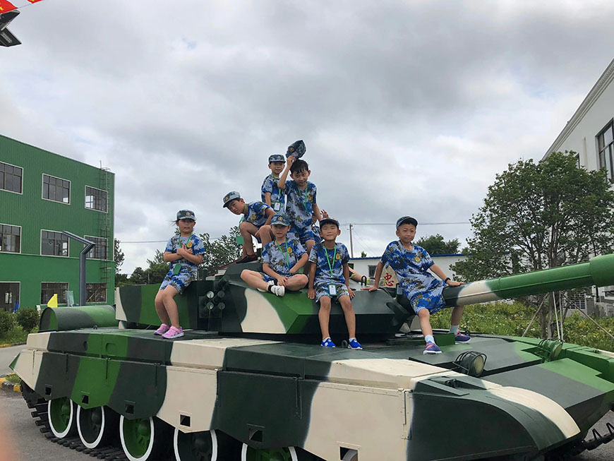 夏令营、军事训练营