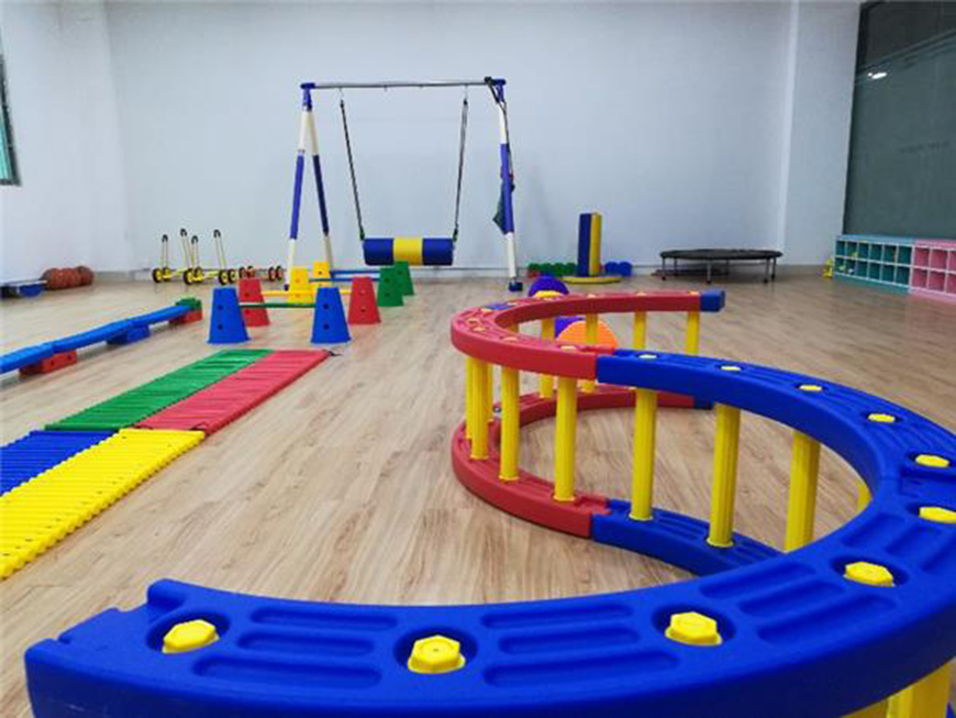 康复自闭症、孤独症