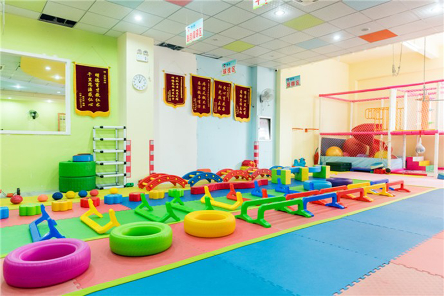 康复自闭症、孤独症