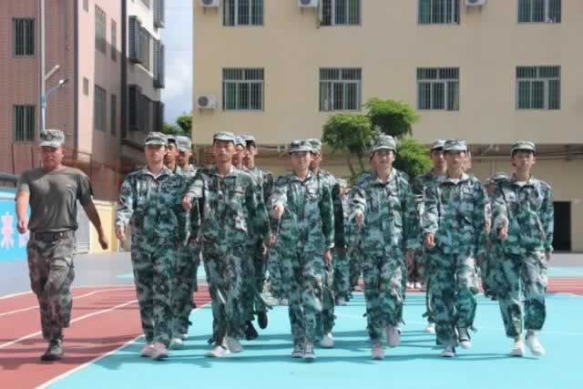 叛逆教育机构