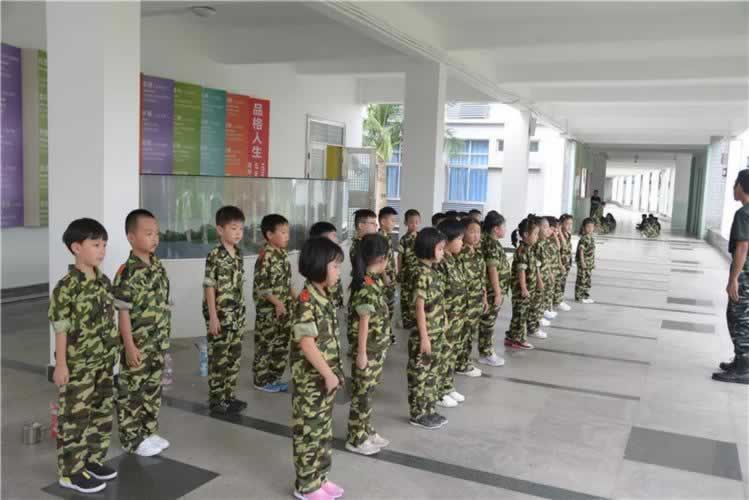 叛逆教育机构
