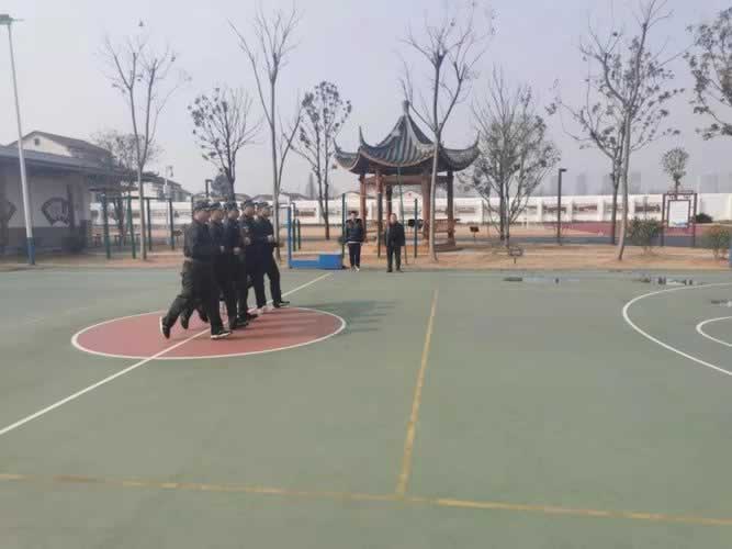 叛逆教育机构