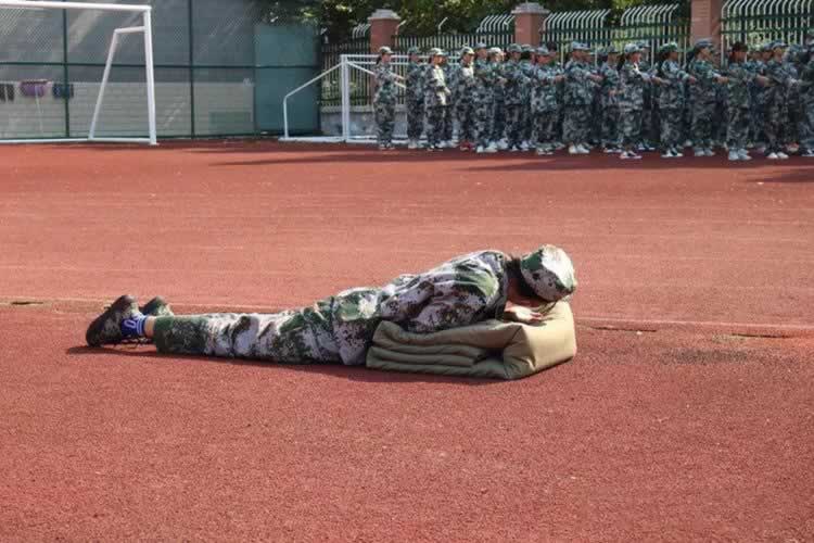 叛逆教育机构
